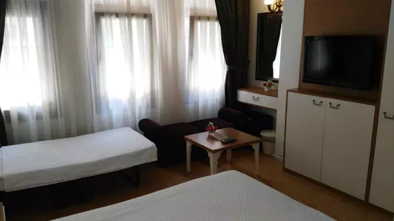 Jakaranda Hotel |  Istanbul  - Beyoğlu - Sütlüce Mahallesi