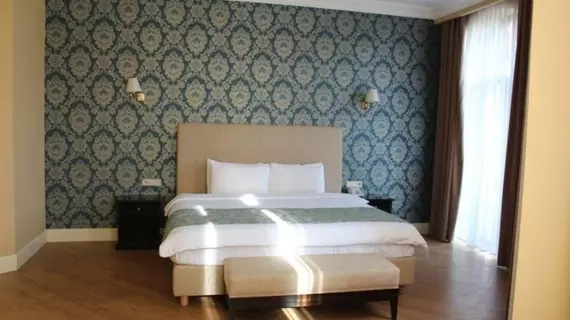 President Plaza Hotel | Acara - Batumi - Eski Bulvar