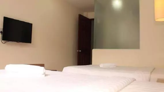 Ailen Garden Hotel | Binh Duong (vilayet) - Ho Şi Min Şehri (ve civarı) - Ho Chi Minh City - Quận 1 - Ho Chi Minh Şehri Merkezi