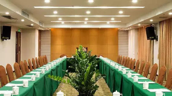 Jiagao Business Hotel | Guangdong - Foşan (ve civarı) - Foshan