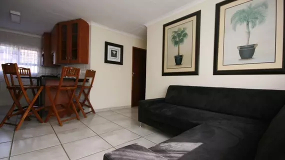 Fourways Apartments | Gauteng - City of Tshwane - Johannesburg (ve civarı) - Sandton