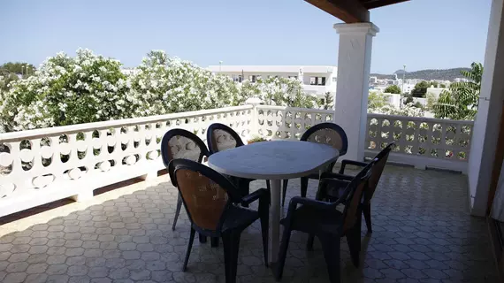 Residencial Bogamarí | Balearic Adaları - İbiza Adası - Sant Antoni de Portmany - Cala de Bou