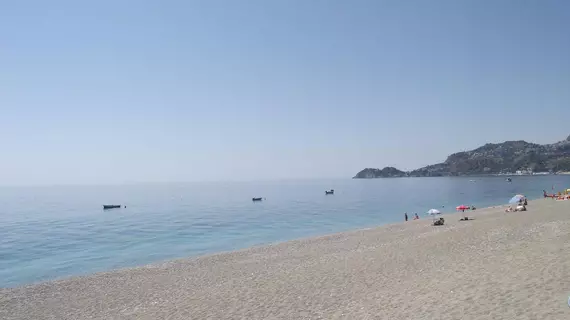 B&B Il Mare degli Dei | Sicilya - Messina (vilayet) - Taormina Sahili - Letojanni