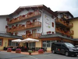 Hotel Canada | Trentino-Alto Adige - Trento İli - Pinzolo