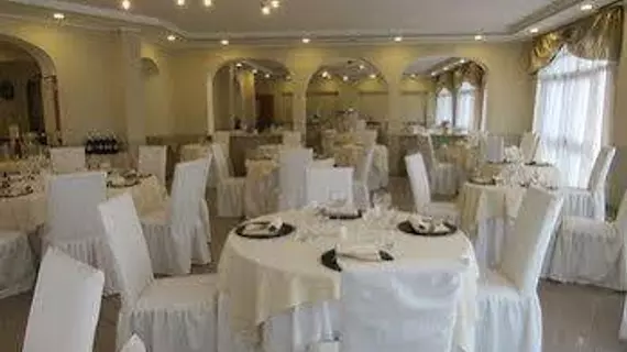 Green Hotel | Piedmont - Turin (ve civarı) - Settimo Torinese