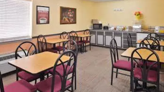 Americas Best Value Inn | Missouri - Clinton - Knob Noster