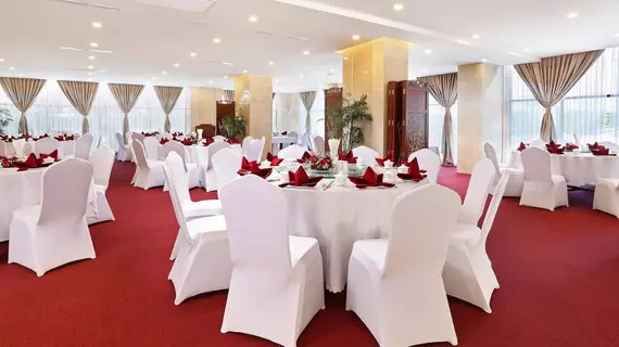 Jasmine Palace | Yangon