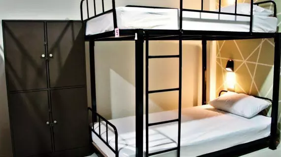 Link Corner Hostel | Bangkok - Ratchathewi - Pratunam