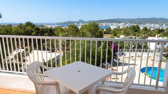 Monterrey Apartments | Balearic Adaları - İbiza Adası - Sant Antoni de Portmany - Cala de Bou