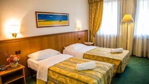 Hotel Galant | Piedmont - Turin (ve civarı) - Venaria Reale