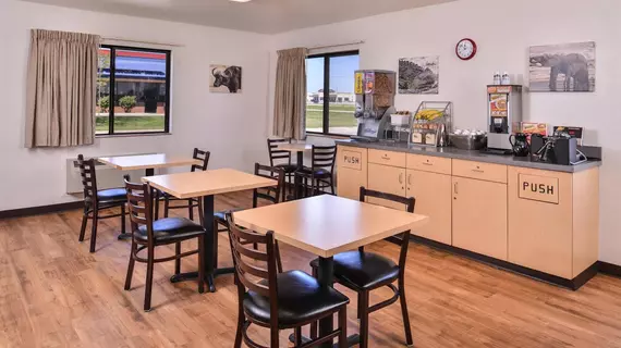 Americas Best Value Inn | Iowa - Council Bluffs (ve civarı) - Missouri Valley