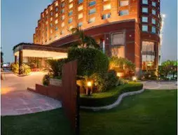 Radisson Blu Hotel Noida | Batı Delhi - Ulusal Eyalet Başkenti Delhi - Delhi (ve civarı) - Noida