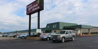 East Grand Inn