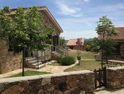 Las Casitas de La Poza | Madrid Özerk Topluluğu - Sierra Norte - Gargantilla del Lozoya