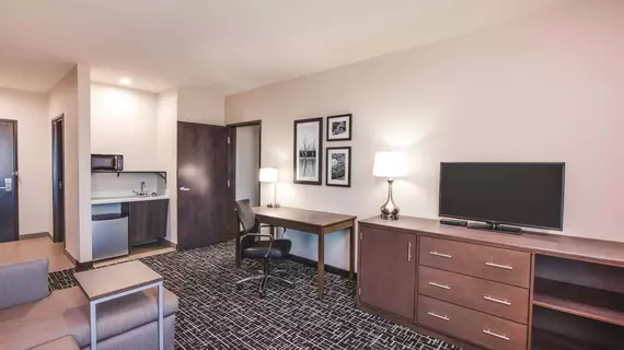 La Quinta Inn and Suites Weatherford | Oklahoma - Weatherford