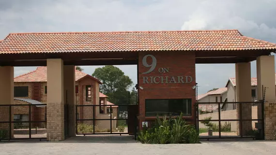 Fourways Apartments | Gauteng - City of Tshwane - Johannesburg (ve civarı) - Sandton