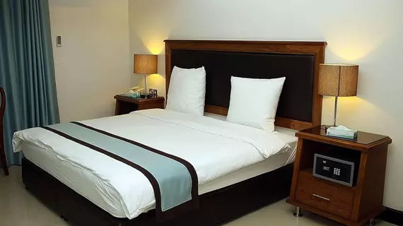 Raed Hotel Suites | Akabe İli - Aqaba