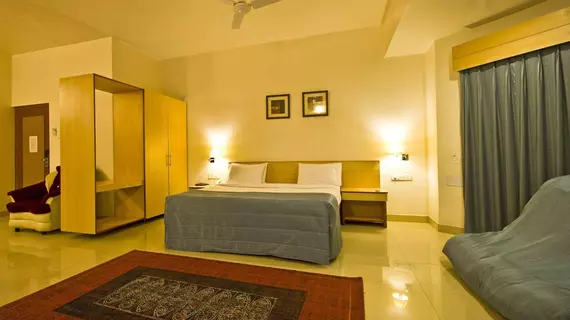 Phoenix Hotel | Maharaştra - Pune Bölgesi - Pune