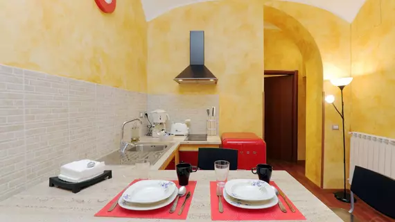 Lucky Holiday Apartments | Lazio - Roma (ve civarı) - Roma Kent Merkezi - Esquilino