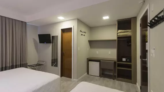 Hotel Melo | South Region - Santa Catarina (eyaleti) - Itajai (ve civarı) - Balneario Camboriu