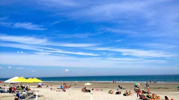 Nantasket Hotel at the Beach | Massachusetts - Hull