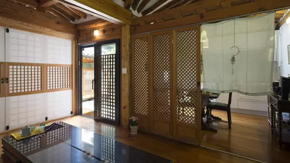 Xiwoo Hanok Guesthouse | Gyeonggi - Seul (ve civarı) - Jongno