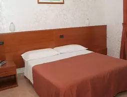 Hotel Ciao | Lazio - Roma (ve civarı) - Roma Kent Merkezi - Rione XVIII Castro Pretorio