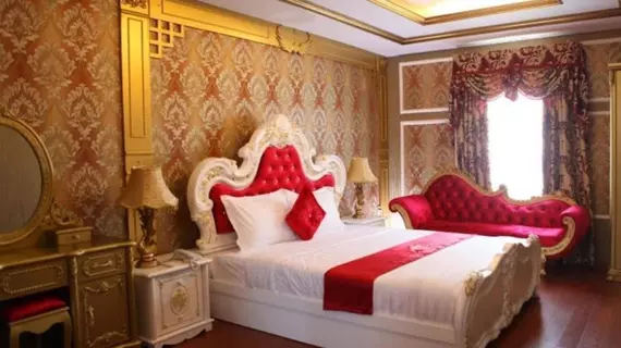 Phung Hoang Gold Palace Hotel | Binh Duong (vilayet) - Ho Şi Min Şehri (ve civarı) - Ho Chi Minh City - Quận 1 - Ho Chi Minh Şehri Merkezi