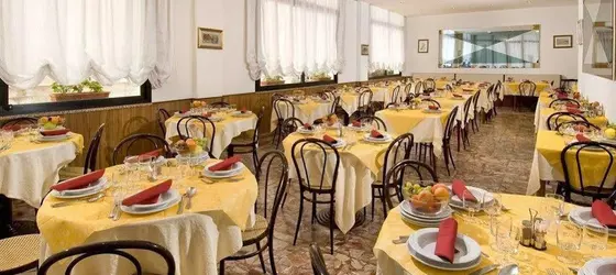 Granada Hotel | Rimini (vilayet) - Cattolica