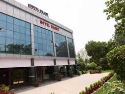 Hotel Ekant | Batı Delhi - Ulusal Eyalet Başkenti Delhi - Delhi (ve civarı) - Faridabad