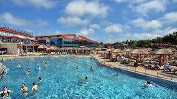 Aquapark Health Resort & Medical SPA Panorama Morska | Batı Pomeranya Voyvodalığı - Postomino