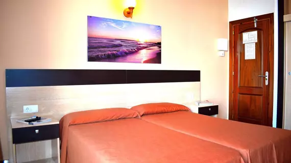 Hostal Horizonte | Balearic Adaları - İbiza Adası - Sant Antoni de Portmany