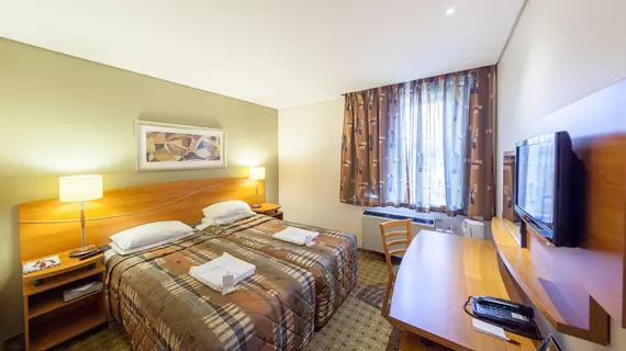 Town Lodge Sandton, Grayston Drive | Gauteng - City of Tshwane - Johannesburg (ve civarı) - Sandton