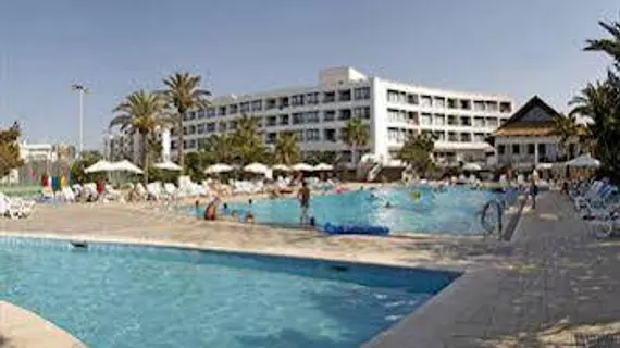 Marvell Club Aparthotel | Balearic Adaları - İbiza Adası - Sant Josep de sa Talaia - Port des Torrent