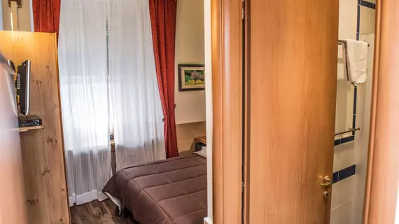 San Peter Rome B&B | Lazio - Roma (ve civarı) - Roma Kent Merkezi