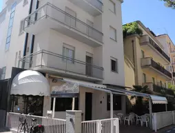 Hotel Pigalle | Emilia-Romagna - Rimini - Marina Centro