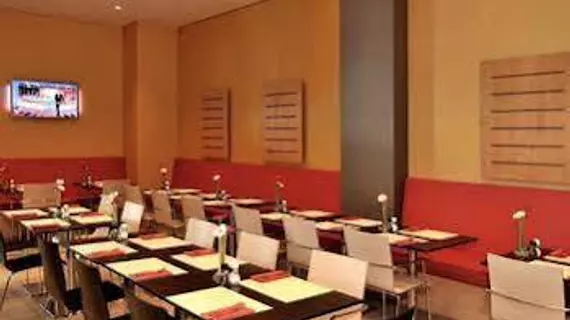 ibis Leiden Centre | Güney Hollanda - Lahey (ve civarı) - Leiden