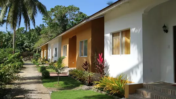 Celvis Vacation Cottages | Bohol - Panglao