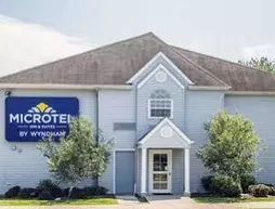 Microtel Inn & Suites by Wyndham Bethel/Danbury | Connecticut - Danbury (ve civarı) - Bethel