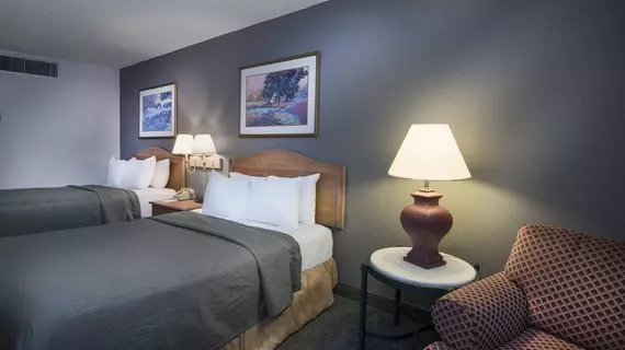 Rodeway Inn and Suites and Conference Center | Louisiana - Monroe (ve civarı) - Monroe