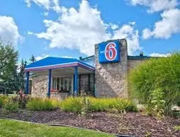 Motel 6 Lansing | Michigan - Lansing (ve civarı) - Lansing