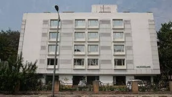 Hotel Woodland | Maharaştra - Pune Bölgesi - Pune