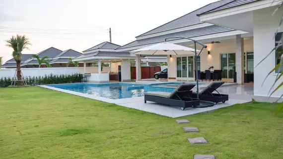 Tulip House Pool Villa Hua Hin | Prachuap Khiri Khan (ili) - Hua Hin (ve civarı) - Cha-am