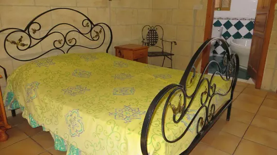 Orchid House Bed and Breakfast | Malta - Xaghra