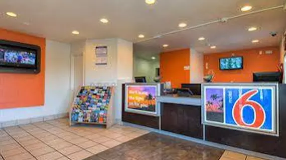 Motel 6 Stanton | Kaliforniya - Orange County - Stanton