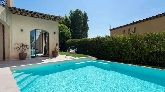 Villa J | Provence - Alpes - Cote d'Azur - Saint-Laurent-du-Var