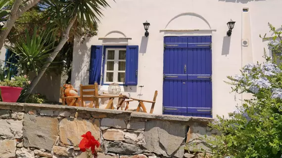 Sun Rock Apartments | Ege Adaları - Naxos