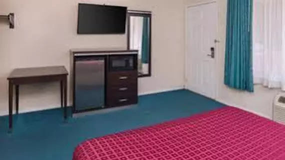 Americas Best Value Inn Atascadero | Kaliforniya - San Luis Obispo (ve civarı) - Atascadero