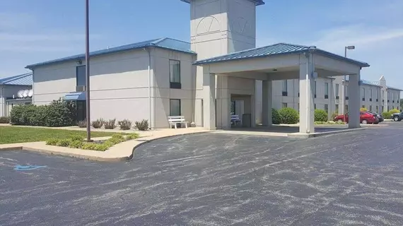 Baymont Inn and Suites West Plains | Missouri - West Plains (ve civarı) - West Plains