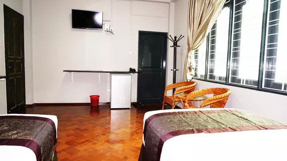 AKT Hotel (A Kyi Taw) | Yangon